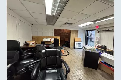 81-01 Furmanville Avenue, Middle Village, NY 11379 - Photo 17