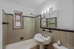 144-55 Melbourne Ave, Flushing, NY 11367 - Photo 15