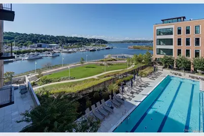 100 Garvies Point Road #1014, Glen Cove, NY 11542 - Photo 13