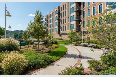 100 Garvies Point Road #1014, Glen Cove, NY 11542 - Photo 15