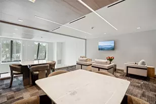 218 Middle Neck Rd, Great Neck, NY 11021 - Photo 17