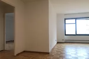 21-80 33rd Rd, Astoria, NY 11106 - Photo 3