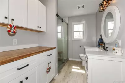 7 Suffolk Road, Hampton Bays, NY 11946 - Photo 13