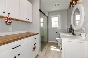 7 Suffolk Rd, Hampton Bays, NY 11946 - Photo 13