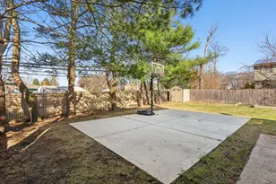 11 Dehan St, Smithtown, NY 11787 - Photo 39