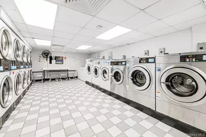 1300 Midland Avenue #B42, Yonkers, NY 10704 - Photo 13