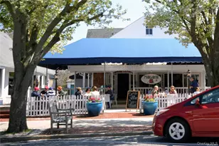 493 Dune Rd, Westhampton Beach, NY 11978 - Photo 9