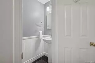 258 Church Ln, Aquebogue, NY 11931 - Photo 21