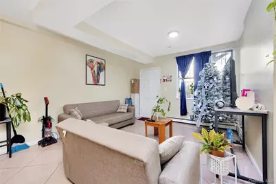 14-26 30 Drive, Astoria, NY 11102 - Photo 3