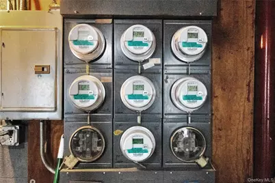 14-26 30 Drive, Astoria, NY 11102 - Photo 35