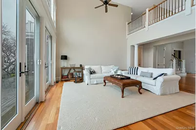 580 Lloyds Lane, Mattituck, NY 11952 - Photo 11