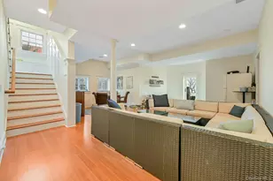 580 Lloyds Ln, Mattituck, NY 11952 - Photo 29