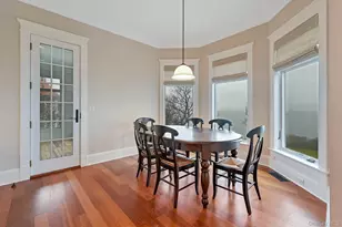 580 Lloyds Ln, Mattituck, NY 11952 - Photo 17