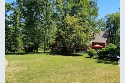 12 Hildreth Road, Hampton Bays, NY 11946 - Photo 21