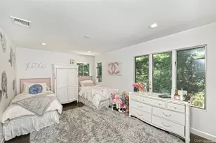 17 Beaumont Dr, Melville, NY 11747 - Photo 17