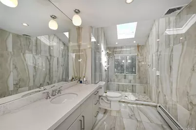 17 Beaumont Drive, Melville, NY 11747 - Photo 19