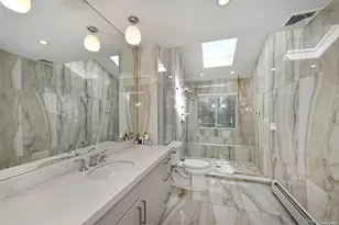 17 Beaumont Dr, Melville, NY 11747 - Photo 19