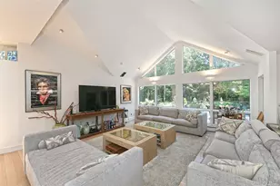 17 Beaumont Dr, Melville, NY 11747 - Photo 11