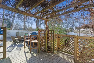 180 Longwood Crossing, Lawrence, NY 11559 - Photo 25