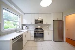 2 John St, Greenvale, NY 11548 - Photo 7