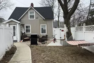 45 Lynbrook Ave, Lynbrook, NY 11563 - Photo 17