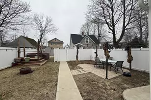 45 Lynbrook Ave, Lynbrook, NY 11563 - Photo 15