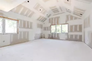 825 Weber Ave, West Babylon, NY 11704 - Photo 11