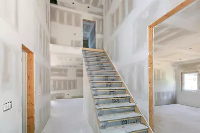 825 Weber Avenue, West Babylon, NY 11704 - Photo 5