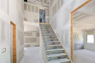 825 Weber Ave, West Babylon, NY 11704 - Photo 5