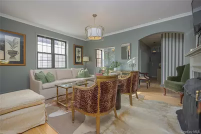 824 Bronx River Road #4B, Bronxville, NY 10708 - Photo 1