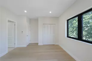 75-31 175th St, Fresh Meadows, NY 11366 - Photo 17