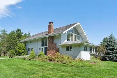 18 Quogo Neck Lane, Quogue, NY 11959 - Photo 1