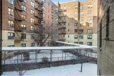 4489 Broadway #2E, New York, NY 10040 - Photo 19