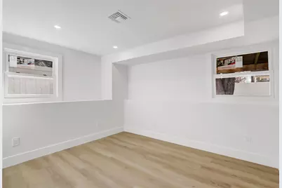 153 New York Avenue, Westbury, NY 11590 - Photo 21