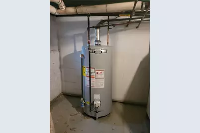 18-58 Cornelia Street, Ridgewood, NY 11385 - Photo 9