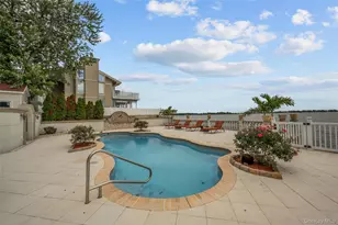 3407 Country Club Rd, Bronx, NY 10465 - Photo 9