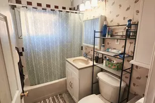 83 Hardy Ln, Westbury, NY 11590 - Photo 19