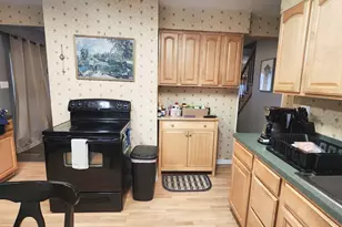 83 Hardy Ln, Westbury, NY 11590 - Photo 15