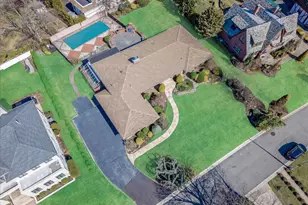 215-31 26th Ave, Bayside, NY 11360 - Photo 39