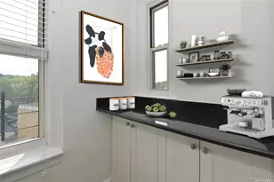 8 Barstow Rd, Great Neck, NY 11021 - Photo 7