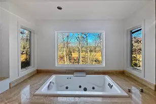 250 Pine Tree Ct, Cutchogue, NY 11935 - Photo 9