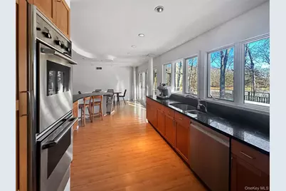 250 Pine Tree Court, Cutchogue, NY 11935 - Photo 11