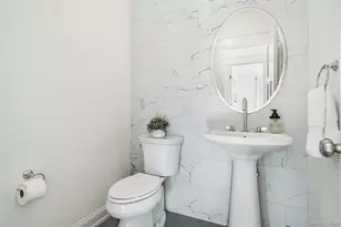 2040 Crompond Rd, Yorktown Heights, NY 10598 - Photo 11