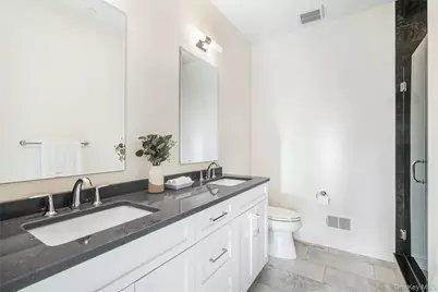 2040 Crompond Road #17, Yorktown Heights, NY 10598 - Photo 13