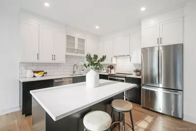 2040 Crompond Road #22, Yorktown Heights, NY 10598 - Photo 5