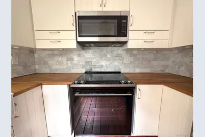 197 Liberty Street, Newburgh, NY 12550 - Photo 13