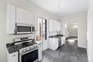 203 Store Hill Rd, Old Westbury, NY 11568 - Photo 17