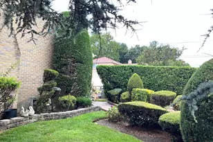 154-04 25th Ave, Whitestone, NY 11357 - Photo 23