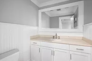 4 Clover Pl, New Rochelle, NY 10805 - Photo 19