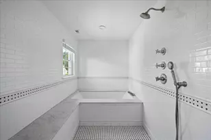 4 Clover Pl, New Rochelle, NY 10805 - Photo 25